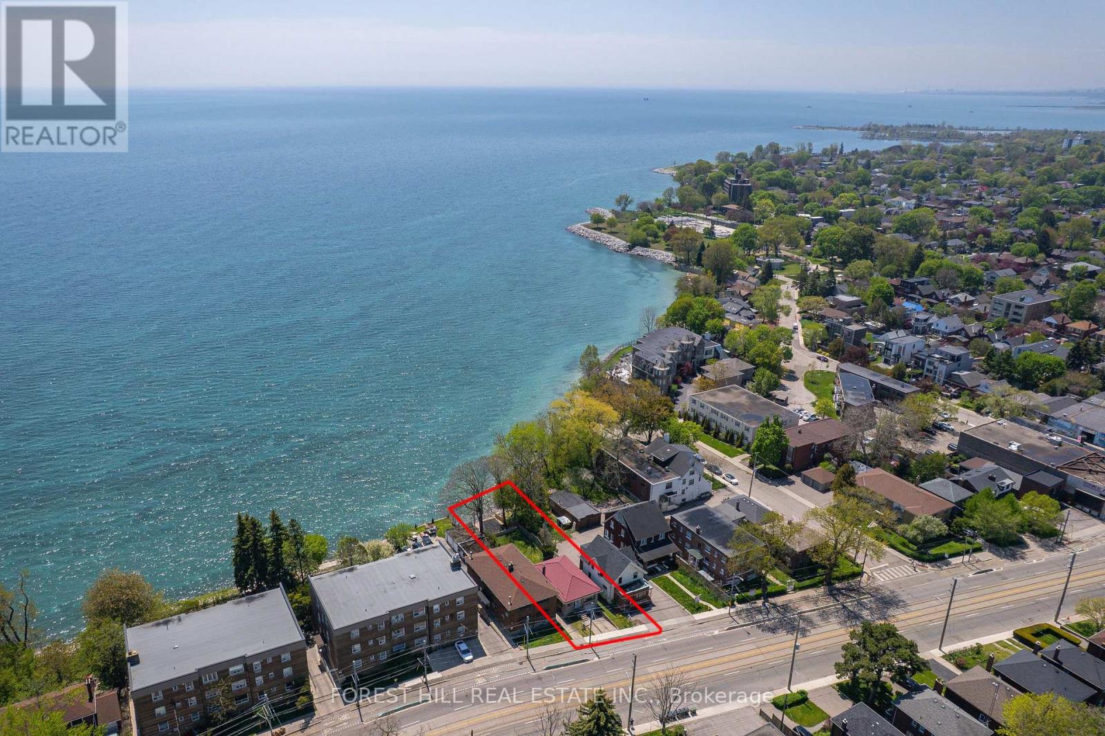 2703 LAKE SHORE BOULEVARD W - 42