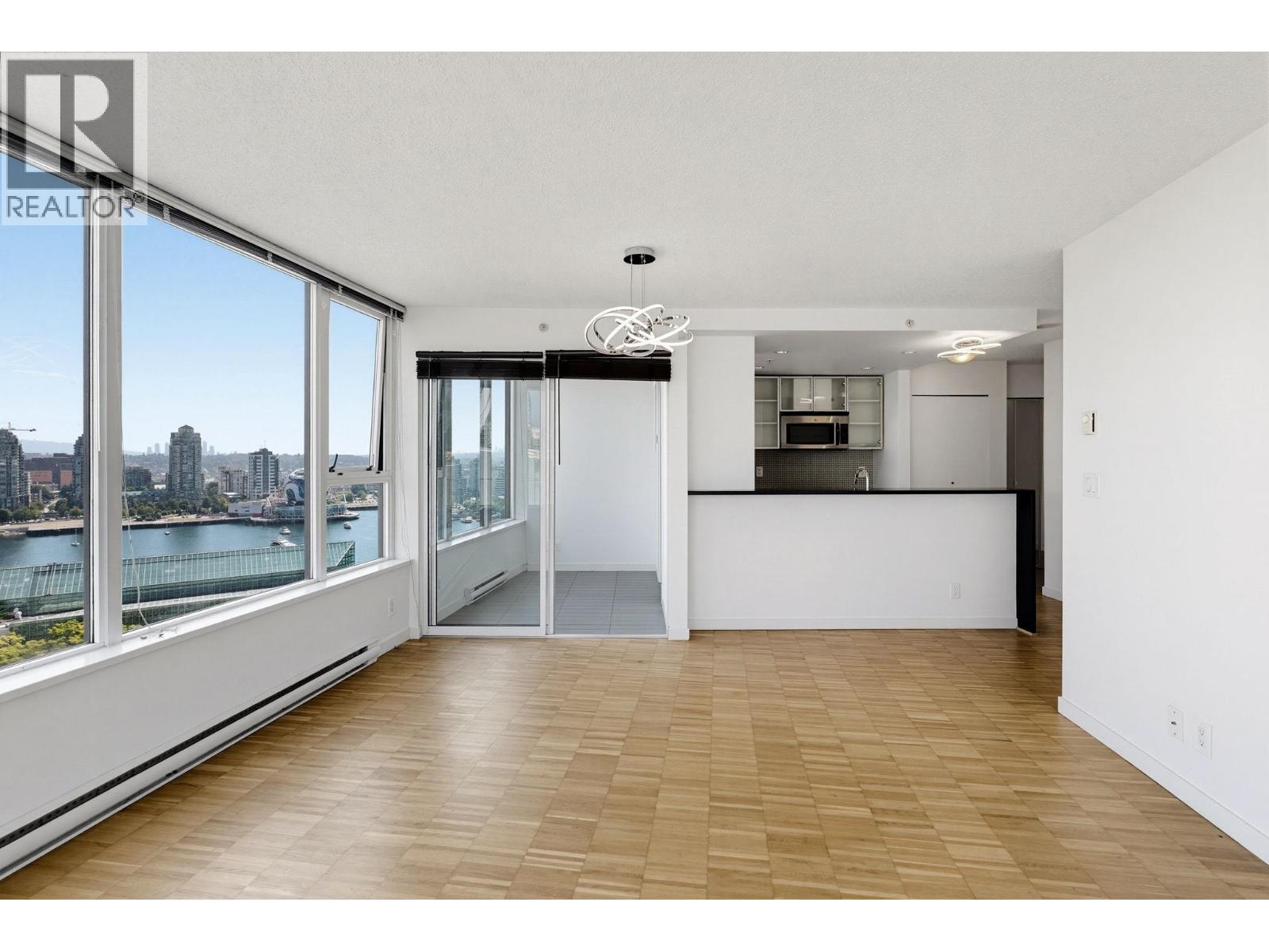 1 Bed, 1 Bath House for Sale in Vancouver – 2508 33 SMITHE STREET, Vancouver – MLS# R3150038 - Image 10