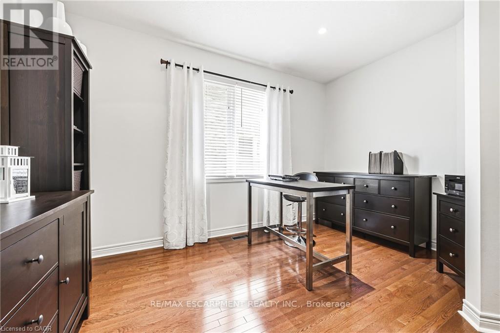 2178 BERWICK DRIVE - 26