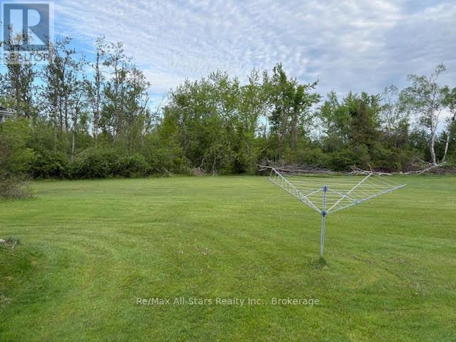 12 STEPHEN COURT - 5