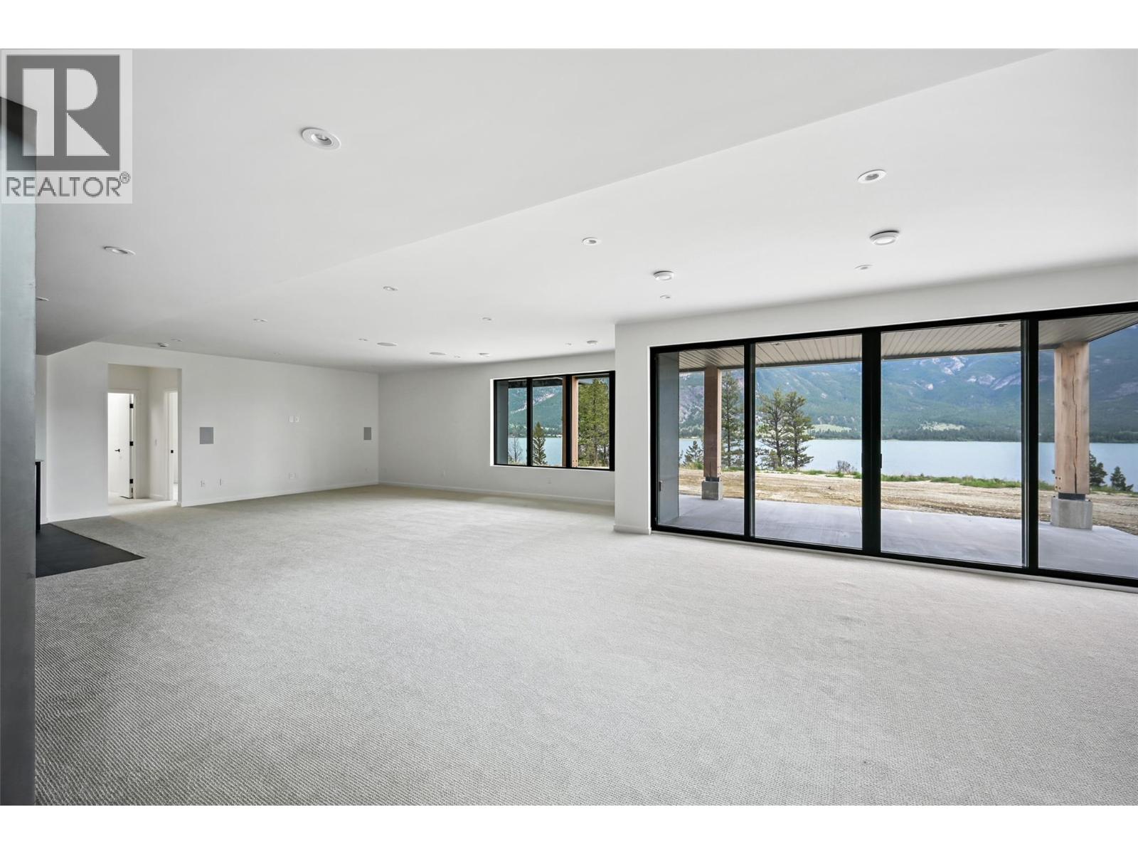 #4 6200 COLUMBIA LAKE Road - 79
