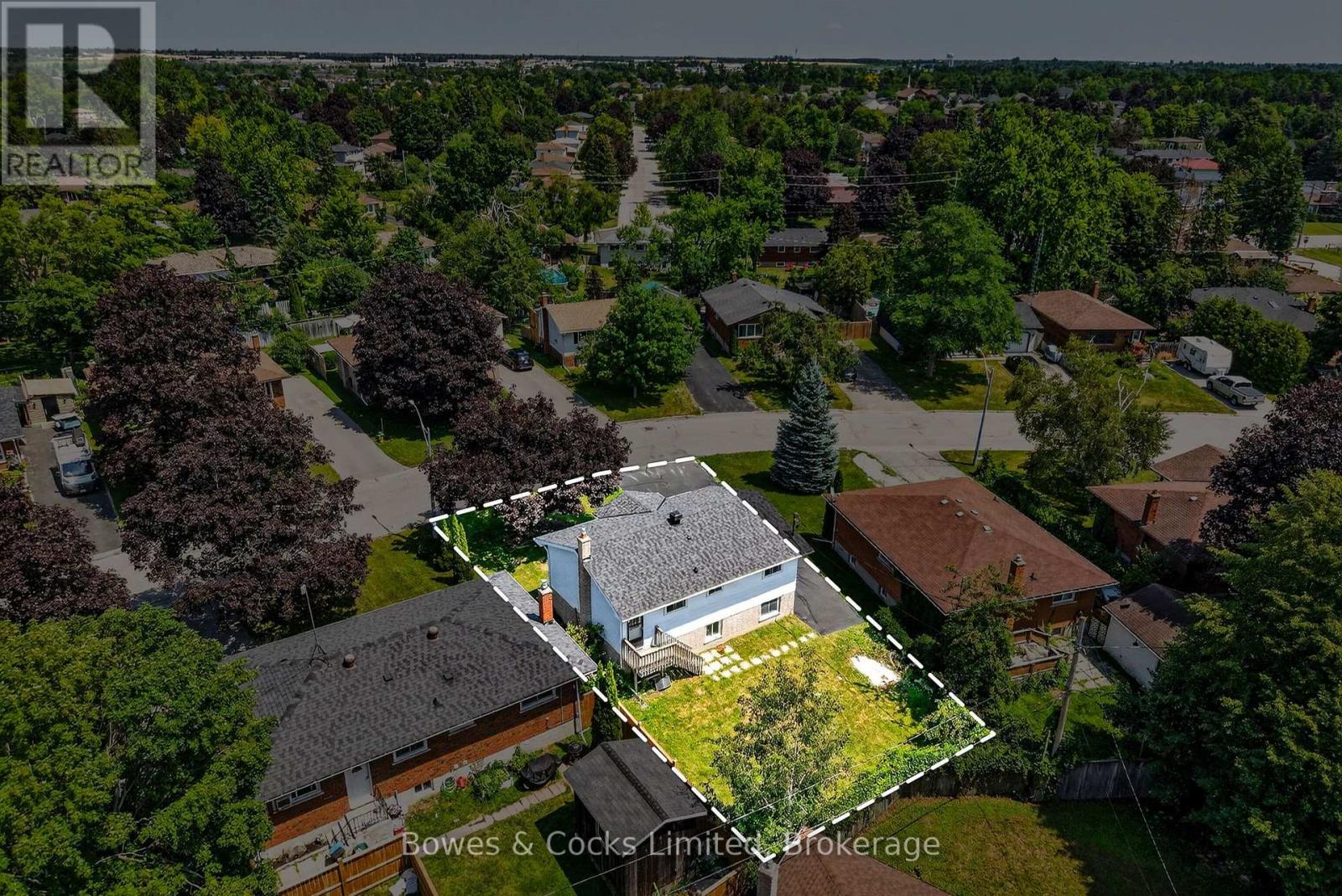 13 ROSEMARY DRIVE - 35
