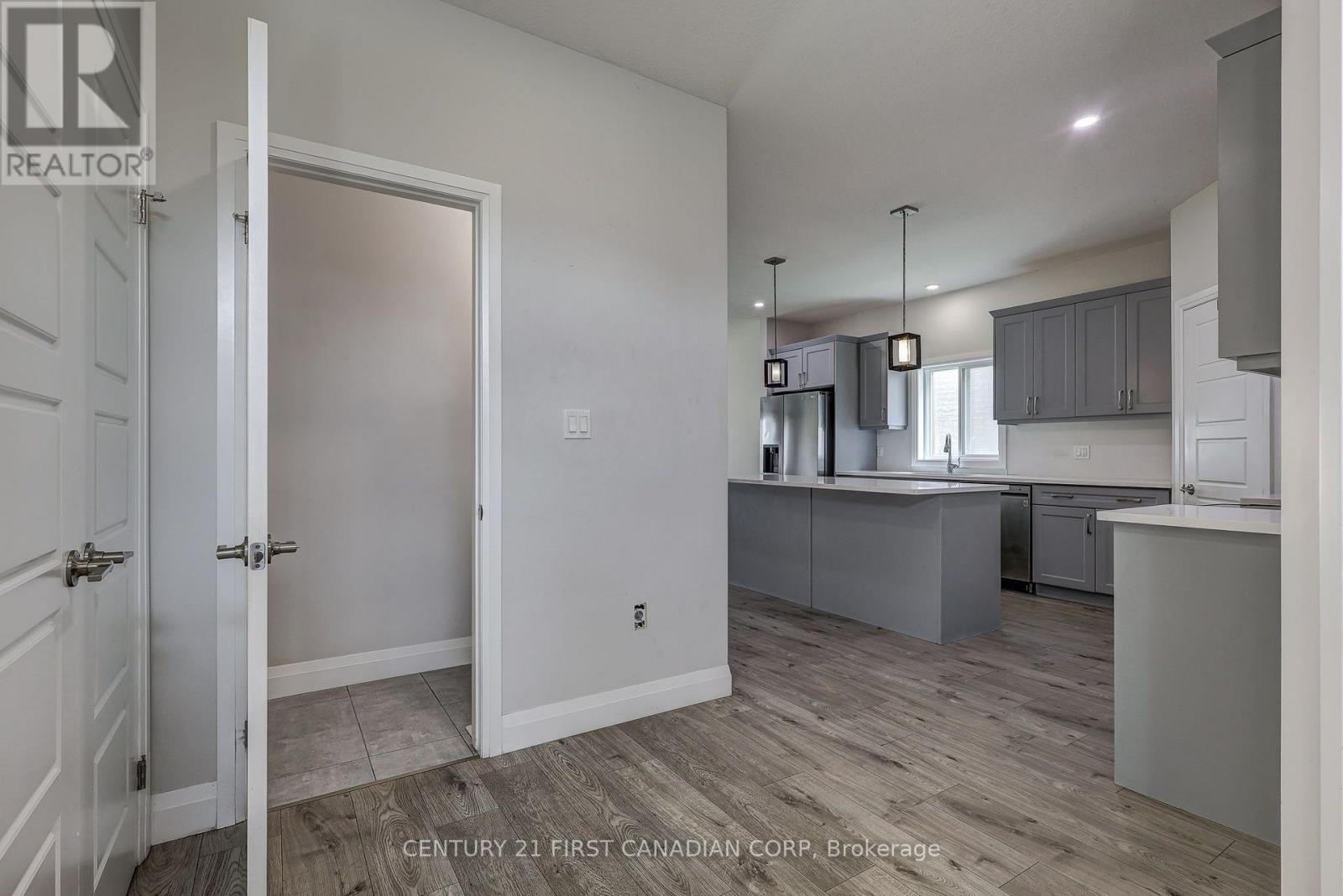 127 MARCONI COURT - Image 16