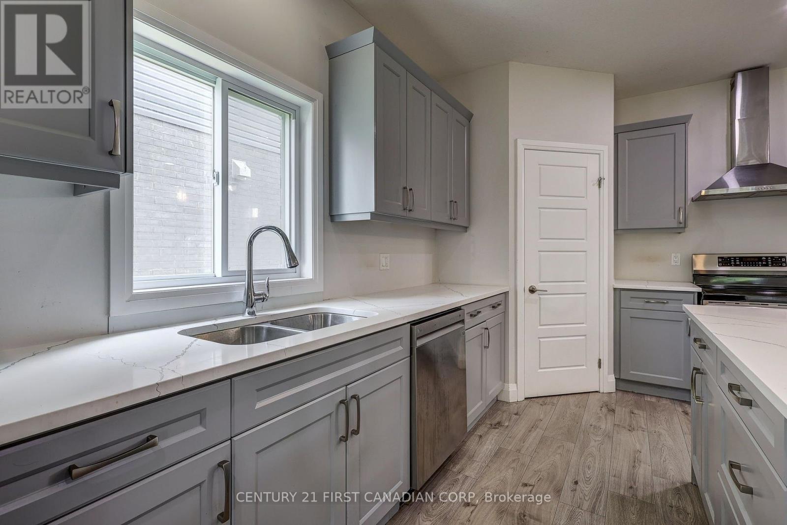 127 MARCONI COURT - Image 23