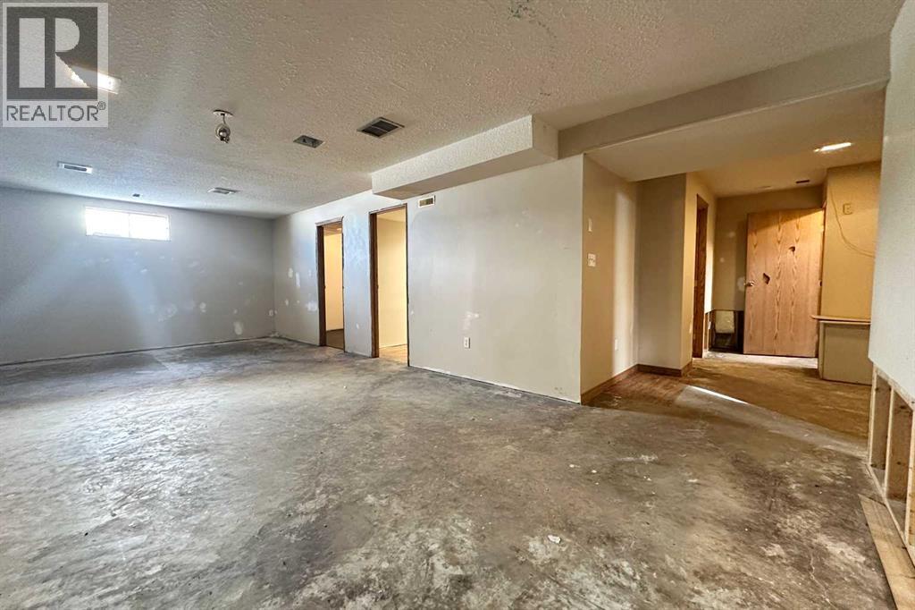 6 Hillside Avenue - 31