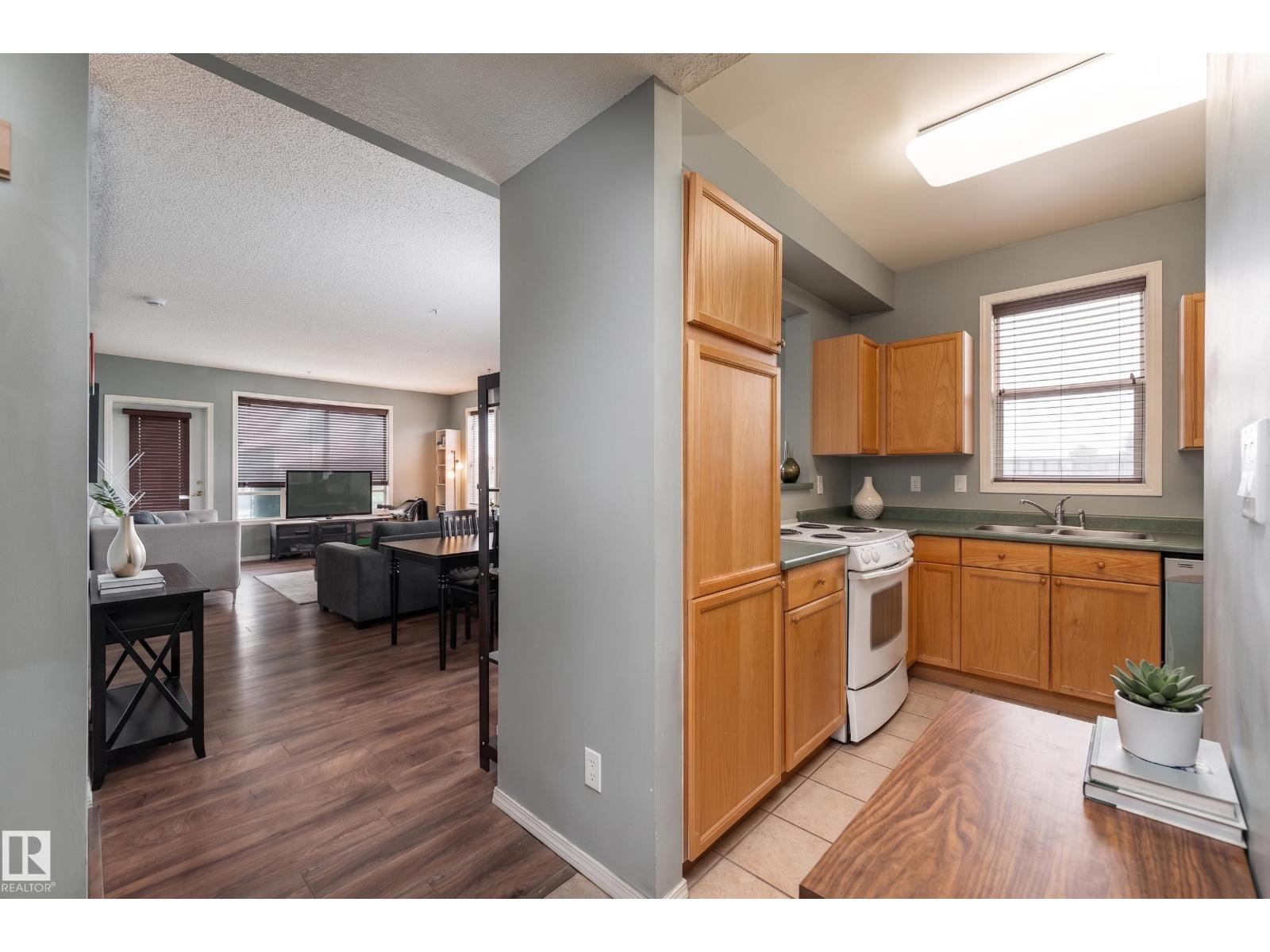 #301 8108 109 ST NW - 7