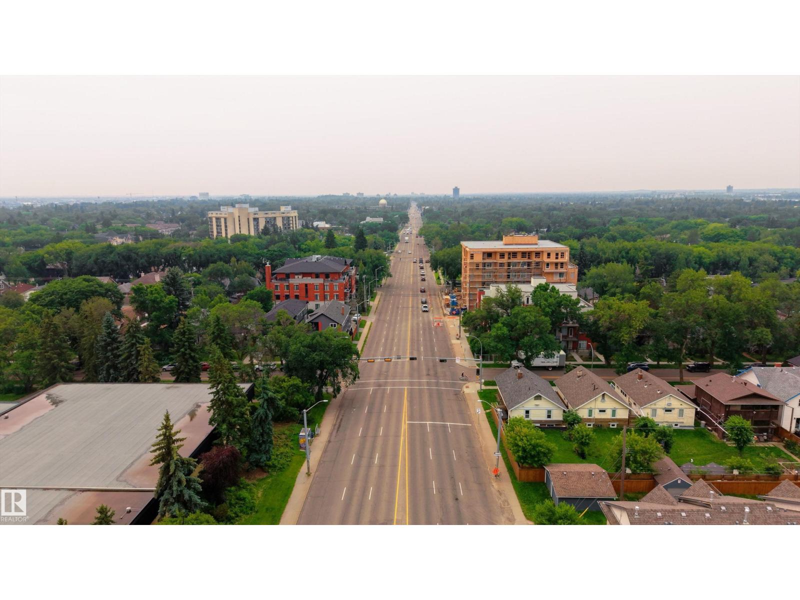 #301 8108 109 ST NW - 32