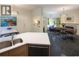 8 1880 Chandler Ave, Victoria, BC V8S1N8 Photo 16
