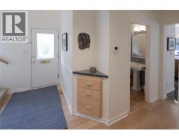 8 1880 Chandler Ave, Victoria, BC V8S1N8 Photo 18