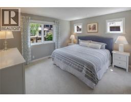 8 1880 Chandler Ave, Victoria, BC V8S1N8 Photo 21