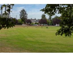 8 1880 Chandler Ave, Victoria, BC V8S1N8 Photo 39