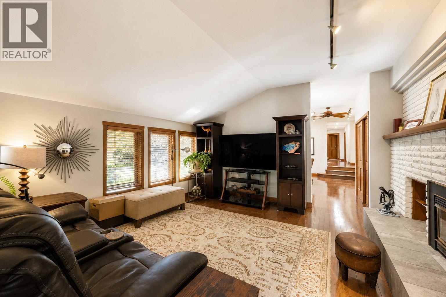 #168 1675 PENTICTON Avenue - 9