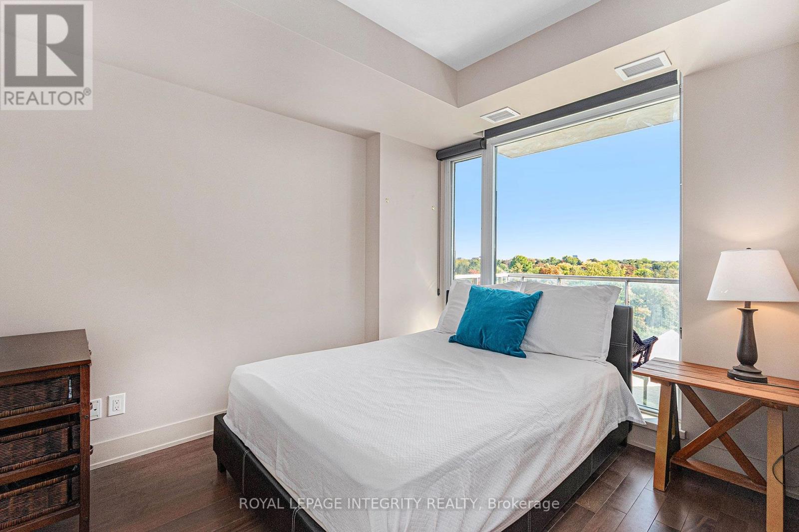 1 Bed, 1 Bath Apartment for Rent in Ottawa – 805 – 108 RICHMOND ROAD, Ottawa – MLS# X13609910 - Image 16