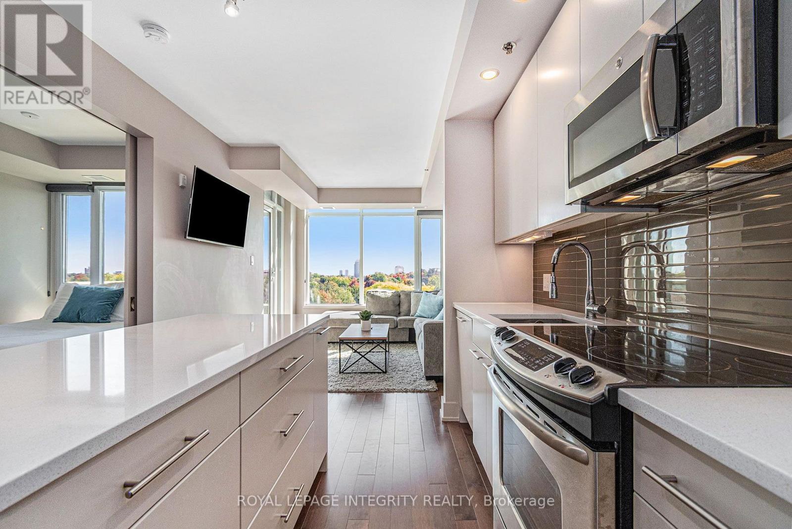 1 Bed, 1 Bath Apartment for Rent in Ottawa – 805 – 108 RICHMOND ROAD, Ottawa – MLS# X13609910 - Image 9