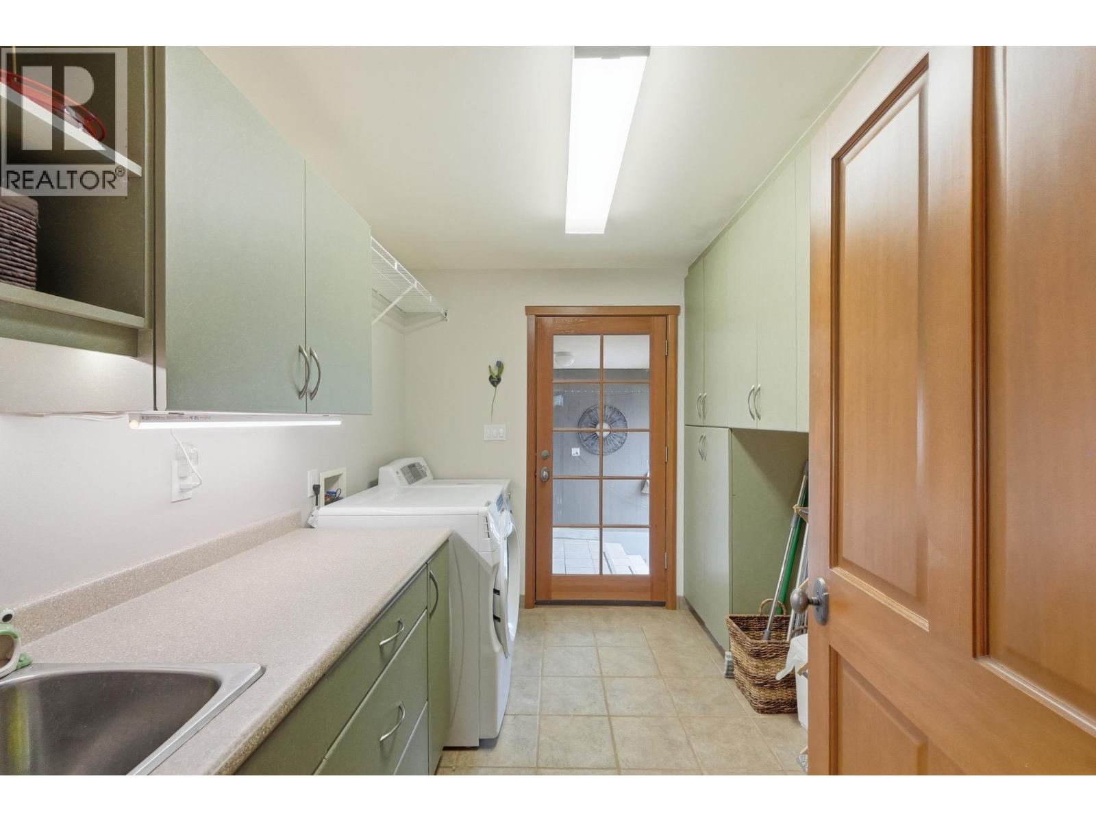 #168 1675 PENTICTON Avenue - 37