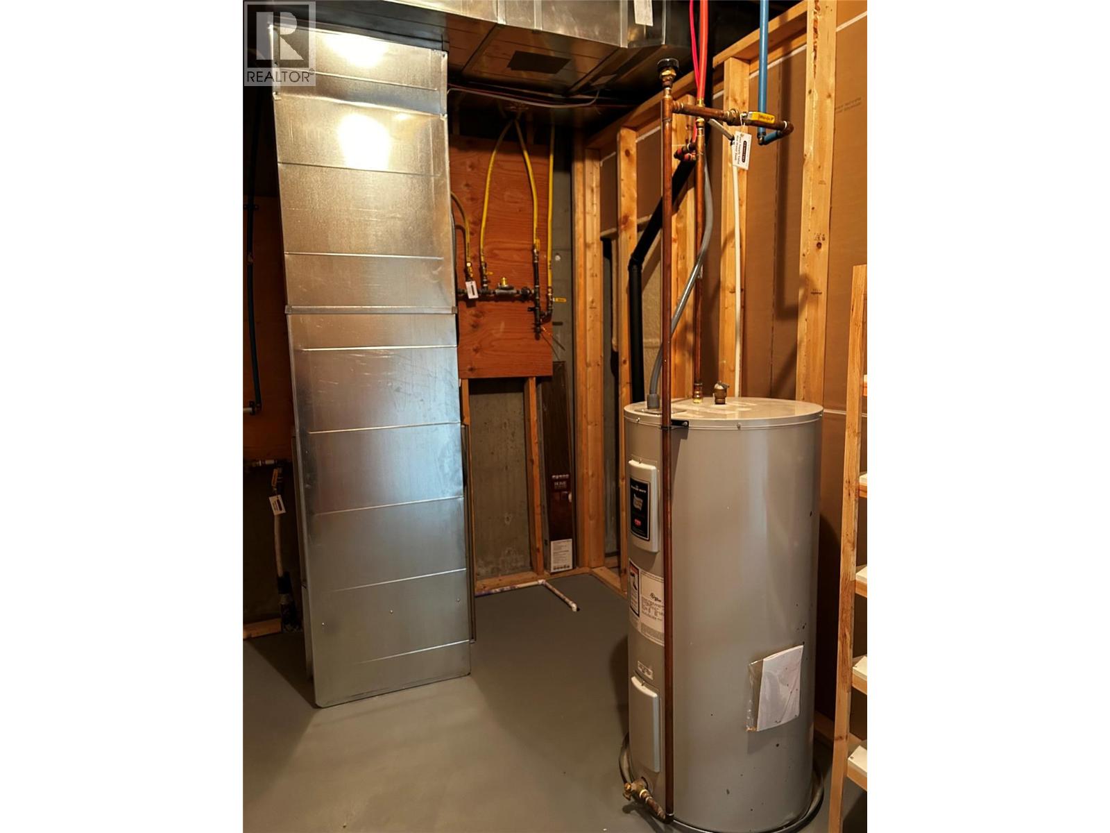 #15 1040 Mt Revelstoke Place - 27