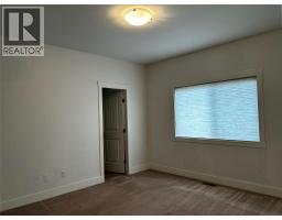 1040 Mt Revelstoke Place Unit# 15, Vernon, BC V1B4E3 Photo 16