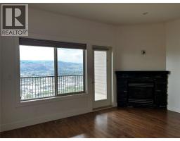 Living room - 1040 Mt Revelstoke Place Unit# 15, Vernon, BC V1B4E3 Photo 10