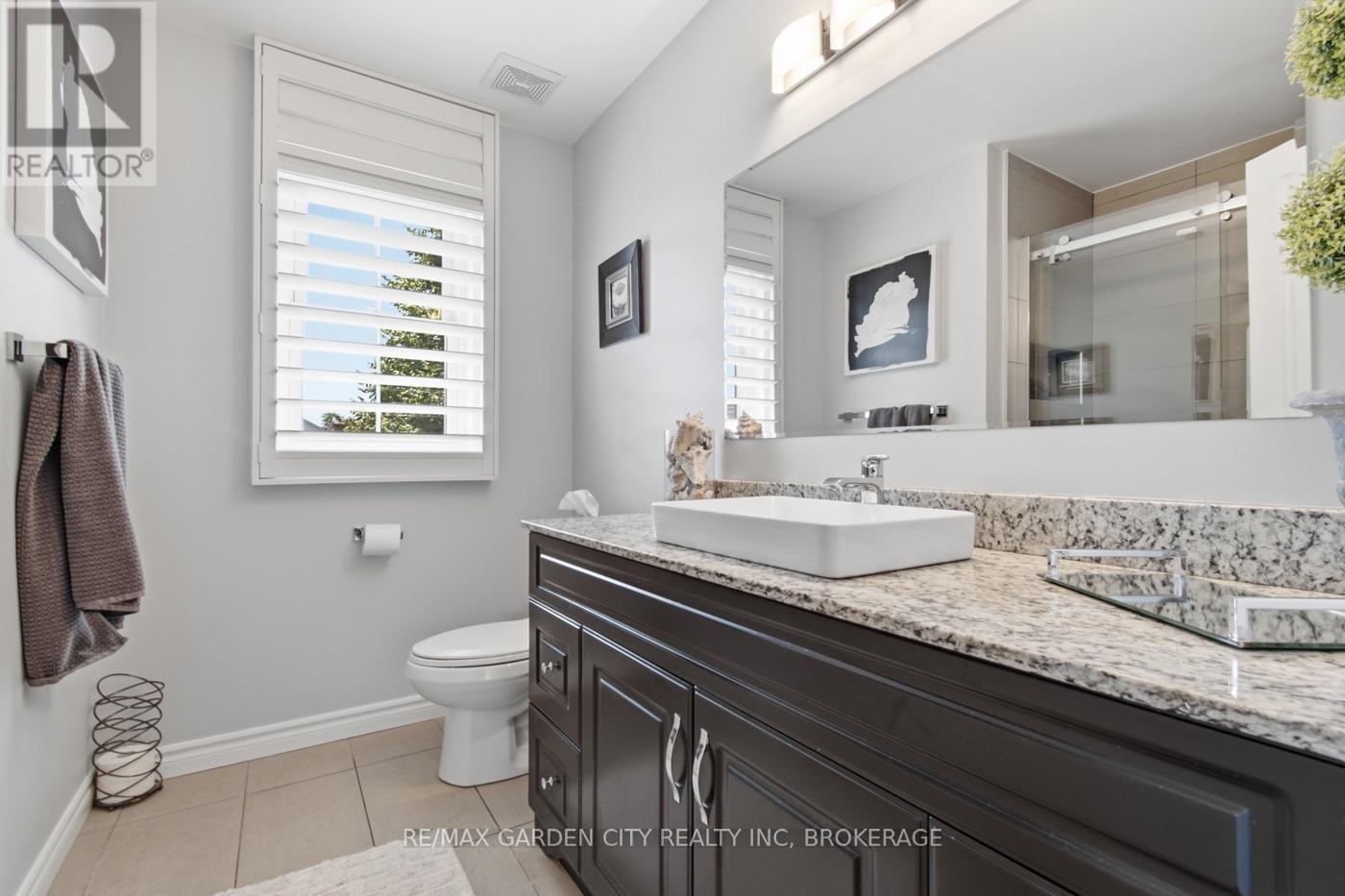 73 WEST FARMINGTON DRIVE - 24