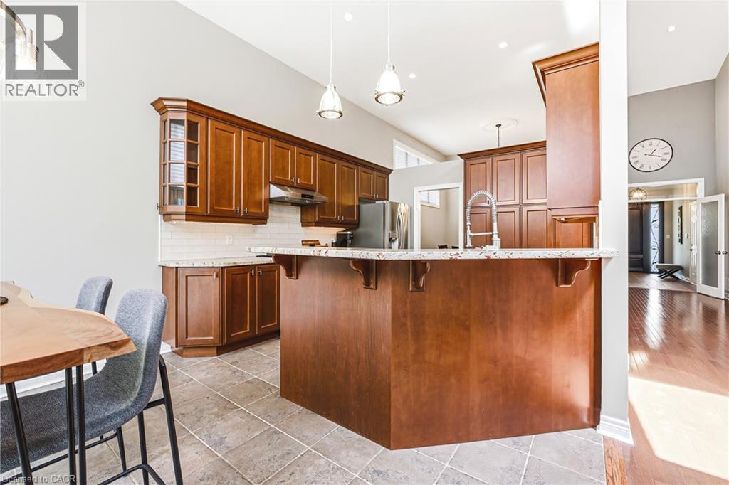 2178 BERWICK Drive - 11