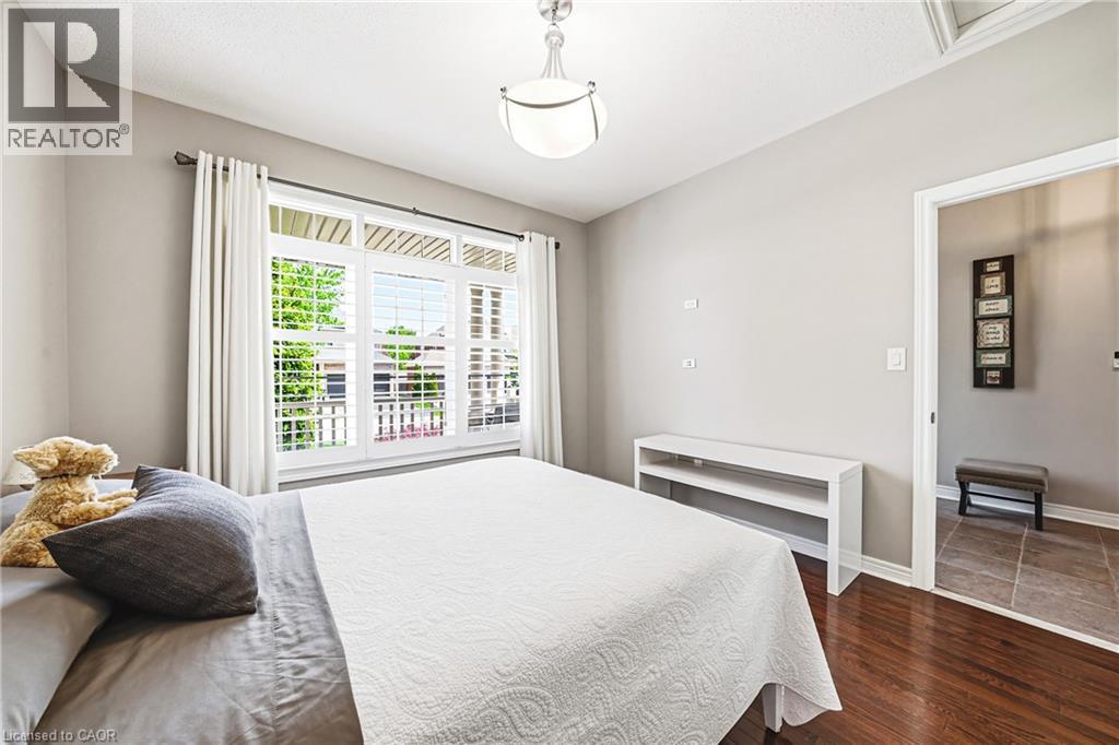2178 BERWICK Drive - 24