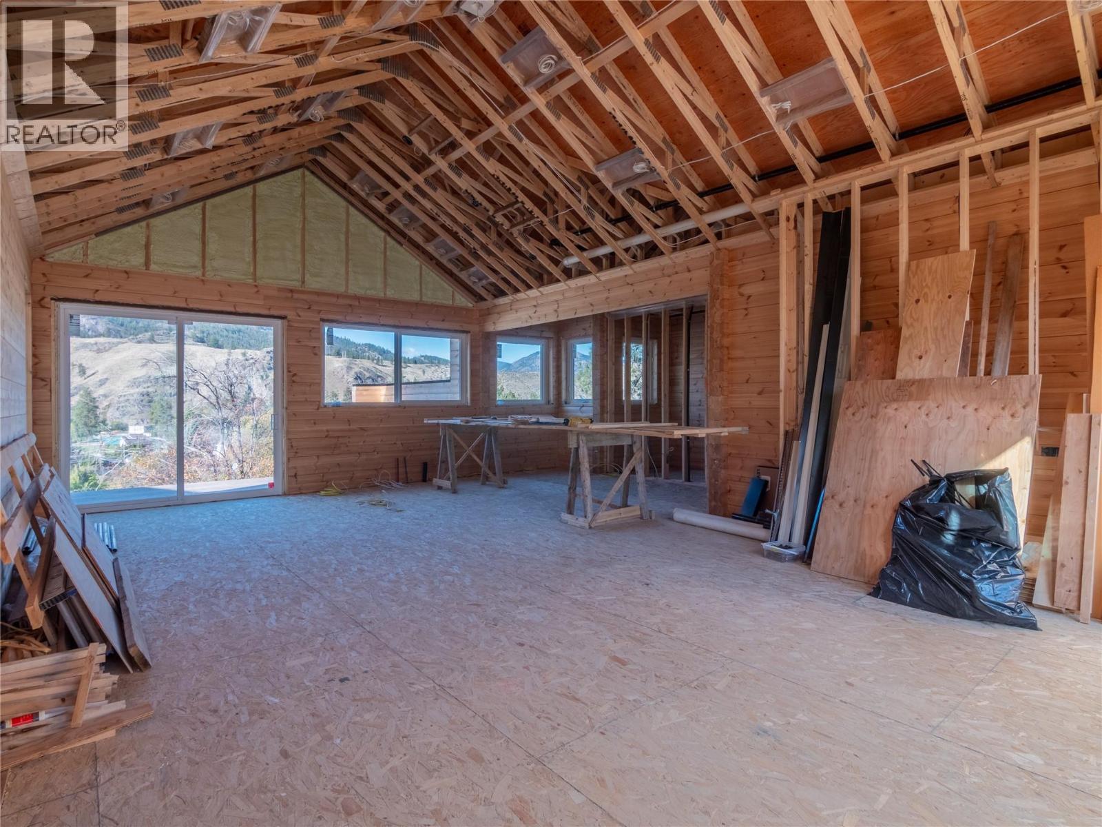 4850 Bassett Avenue - 12