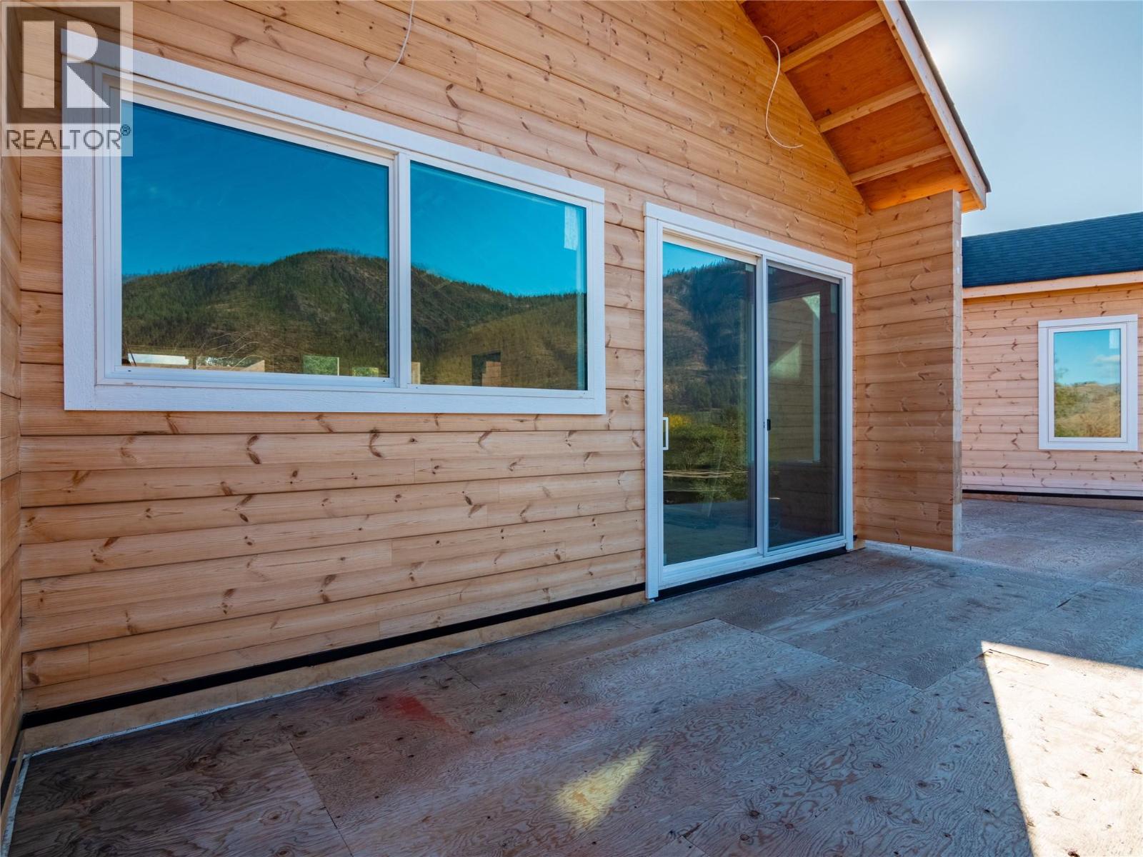 4850 Bassett Avenue - 40