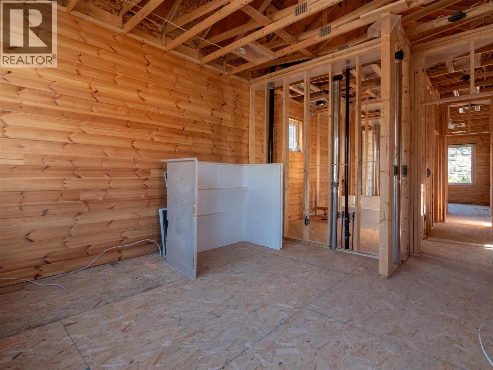 4850 Bassett Avenue - 28