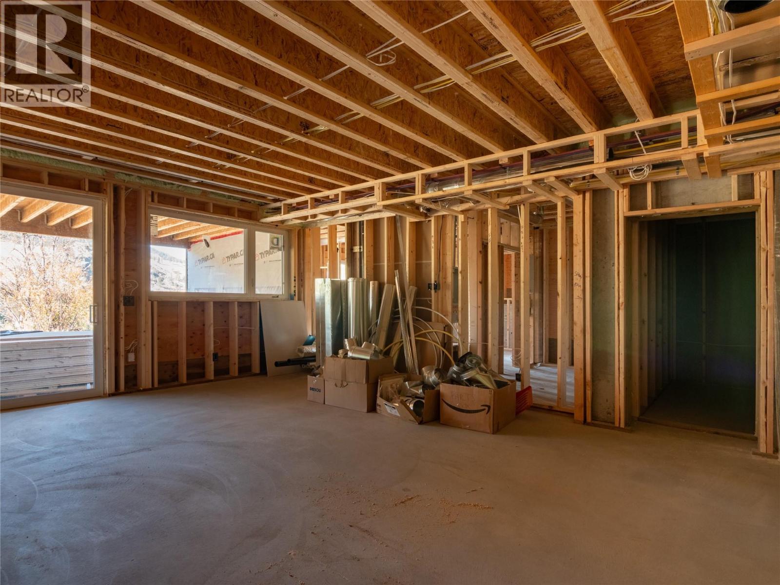 4850 Bassett Avenue - 44