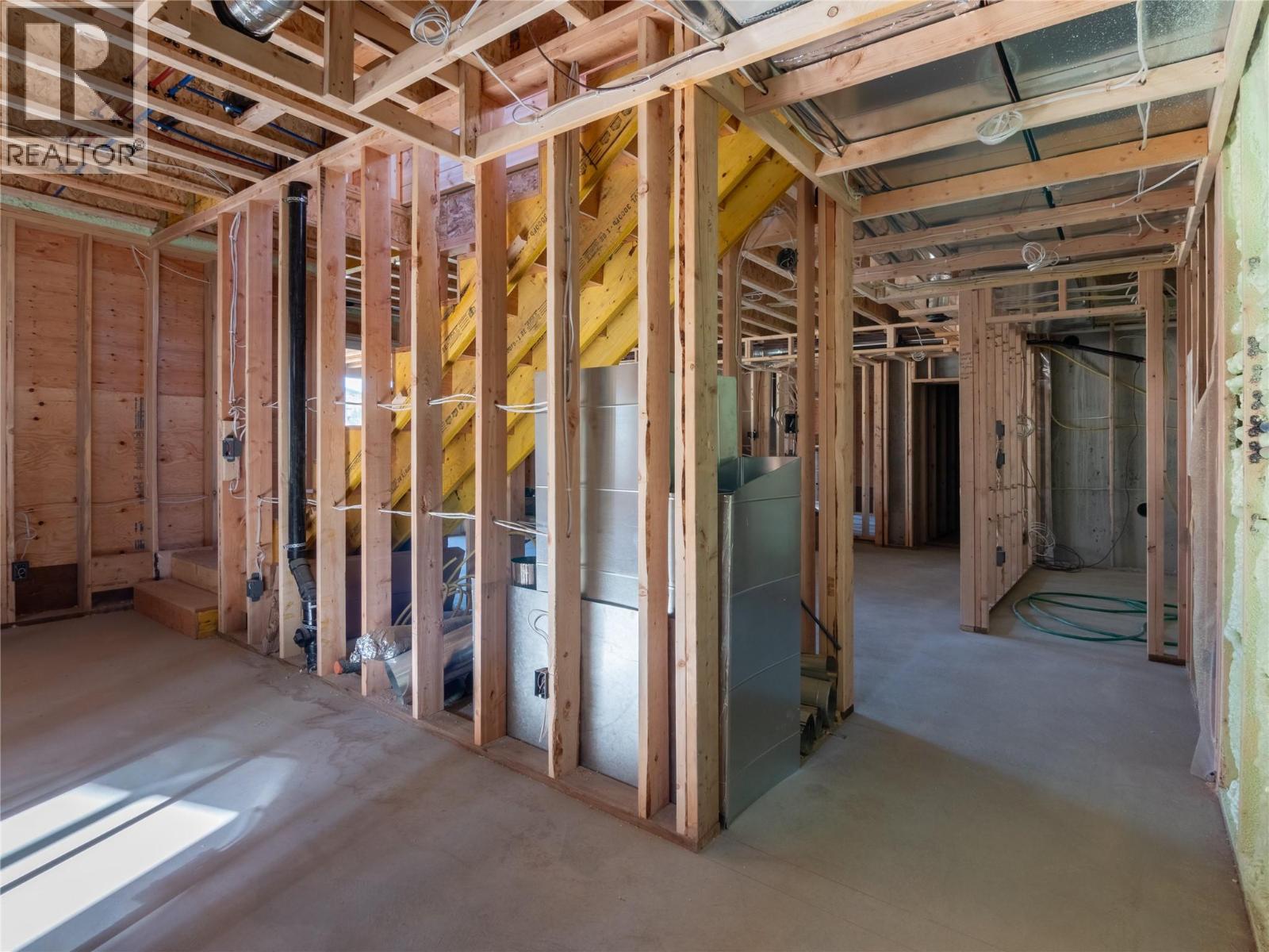 4850 Bassett Avenue - 48
