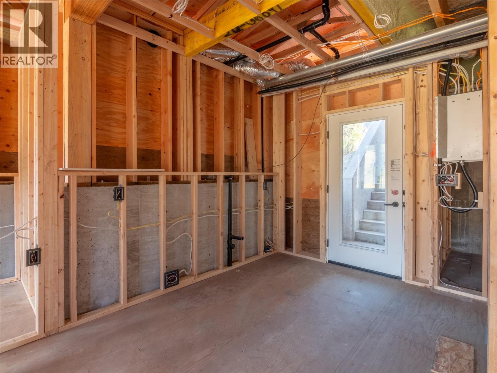 4850 Bassett Avenue - 67
