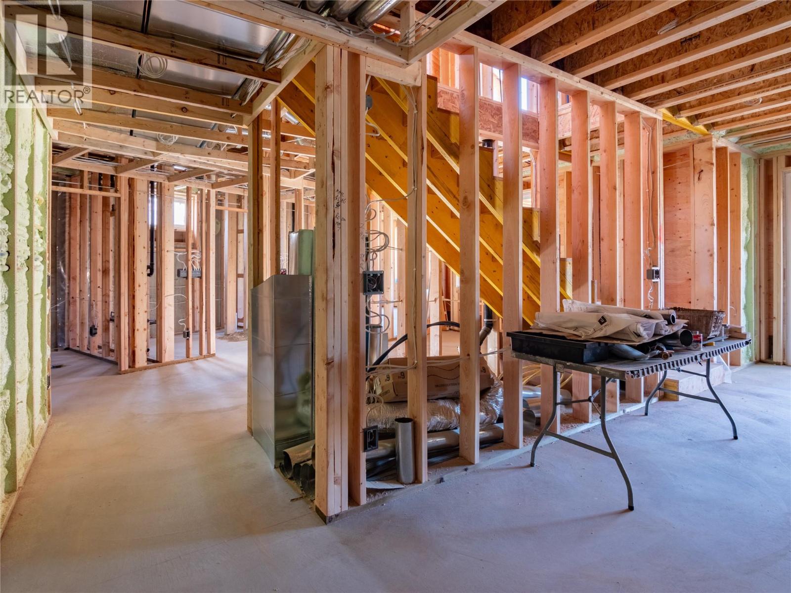 4850 Bassett Avenue - 45
