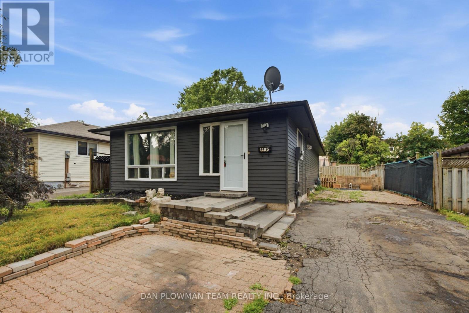1185 NORMAN COURT - 2