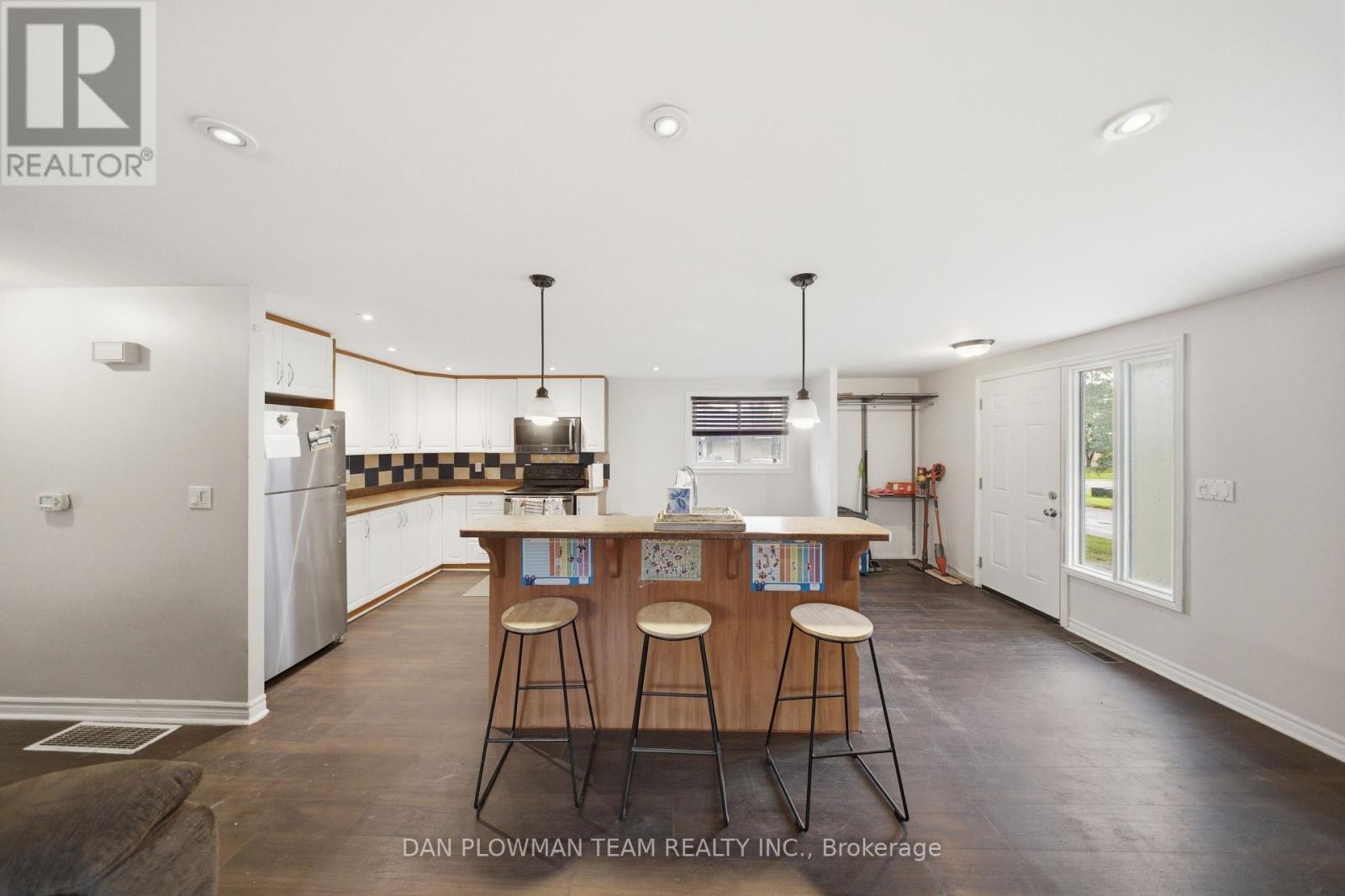 1185 NORMAN COURT - 4