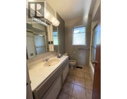 697 Fairview Street, Coquitlam, BC V3J4B3 Photo 6