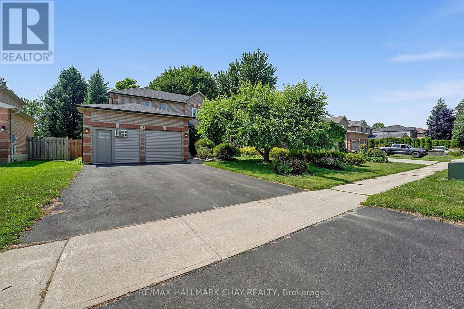11 DUGDALE AVENUE - 1