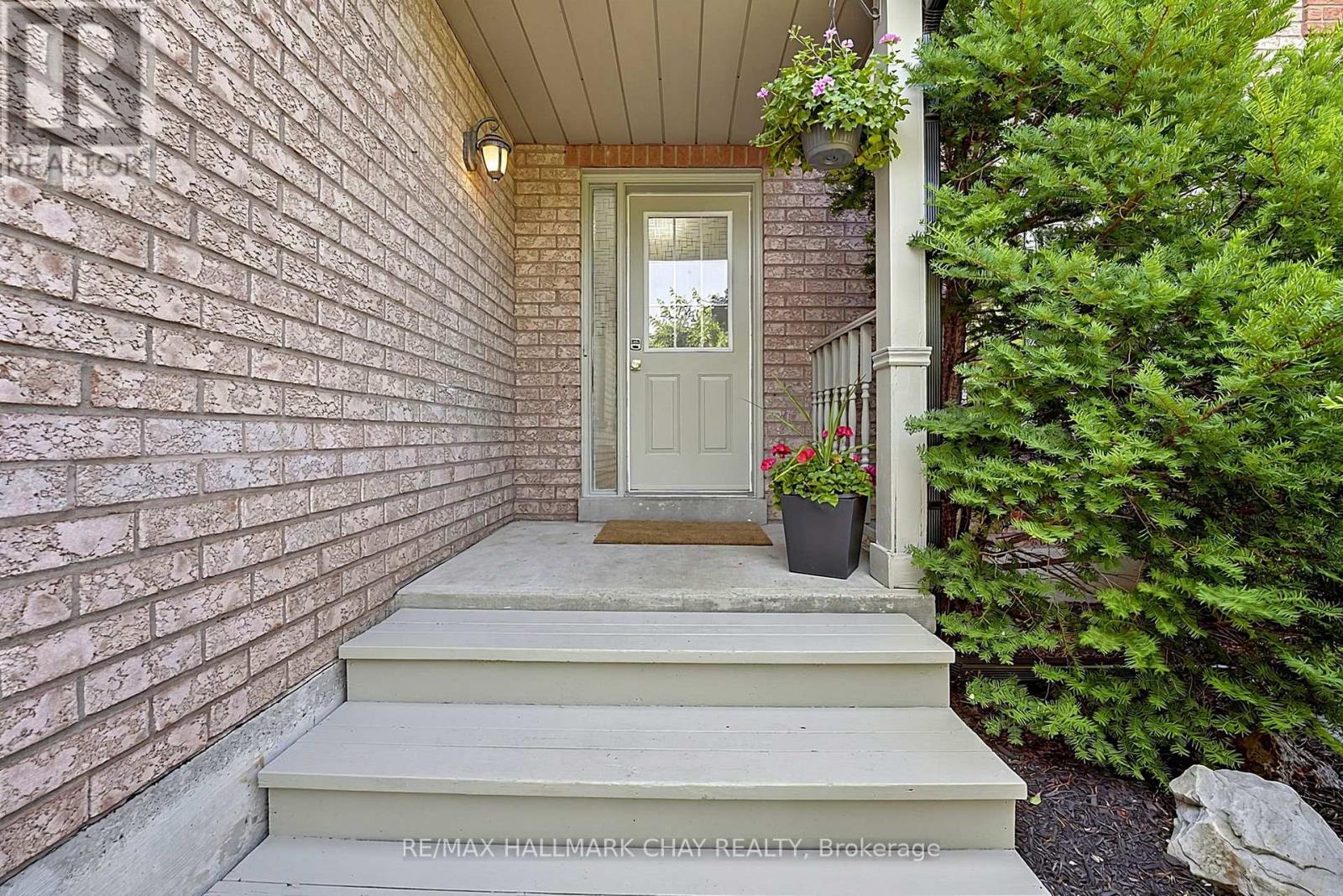11 DUGDALE AVENUE - 4