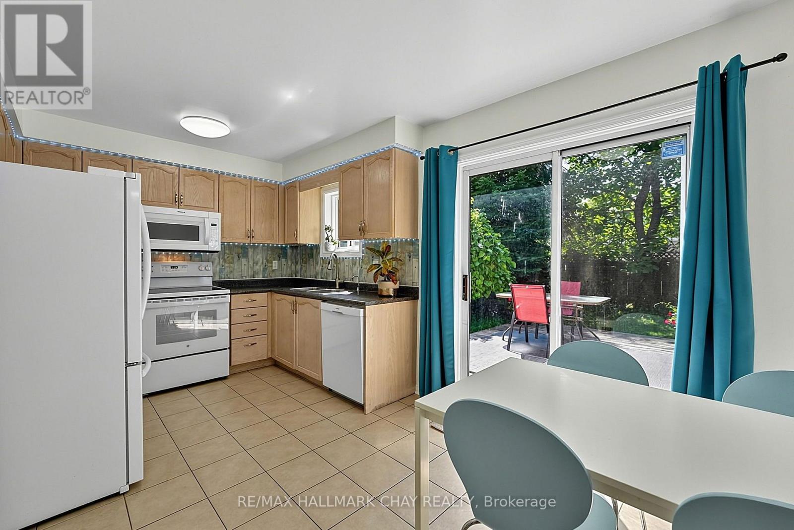 11 DUGDALE AVENUE - 7