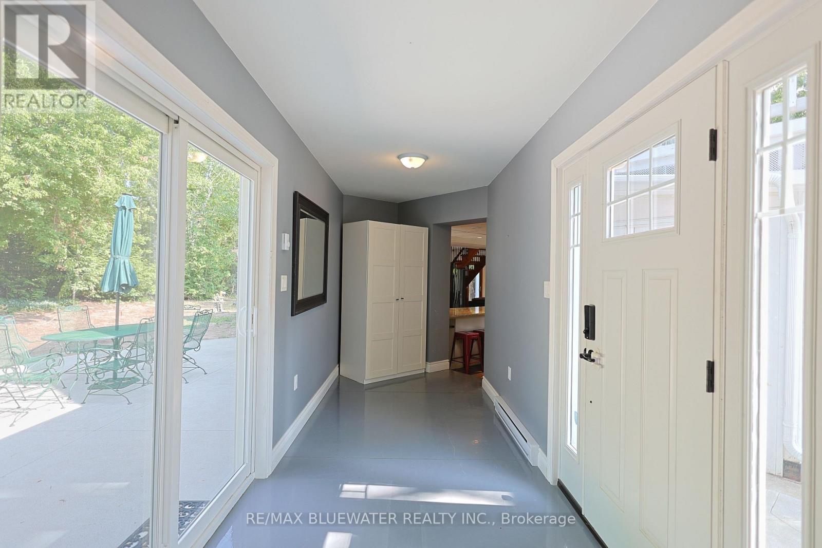 9994 EDWARD STREET - 11