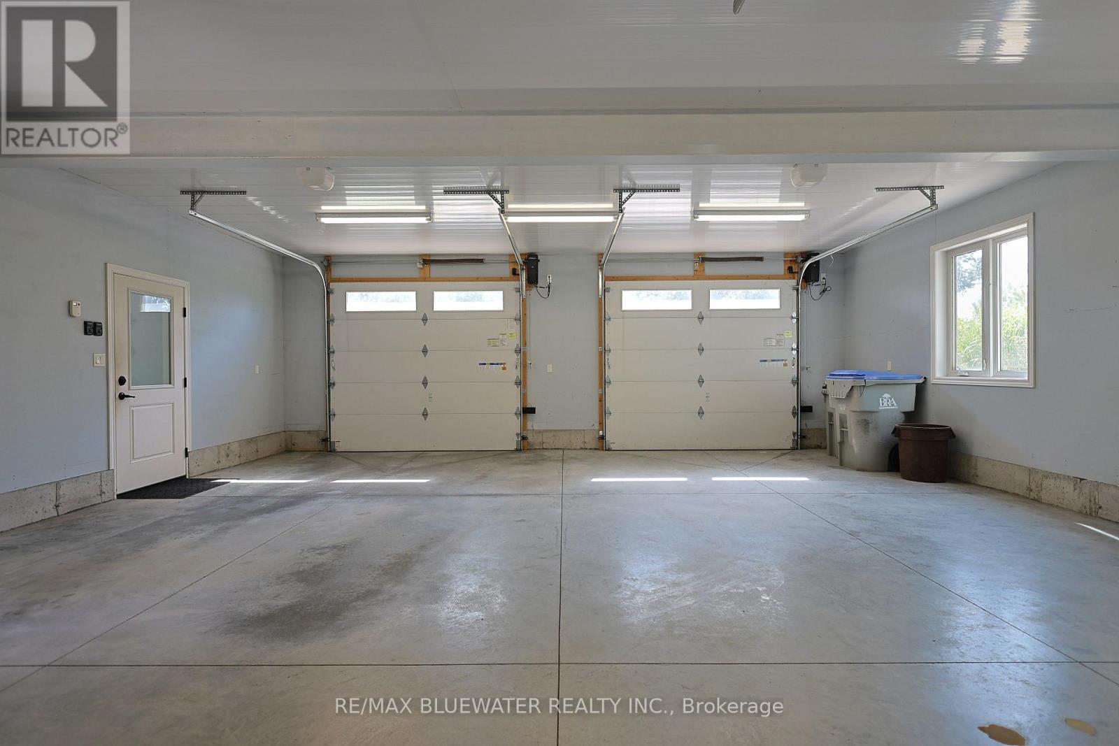 9994 EDWARD STREET - 34