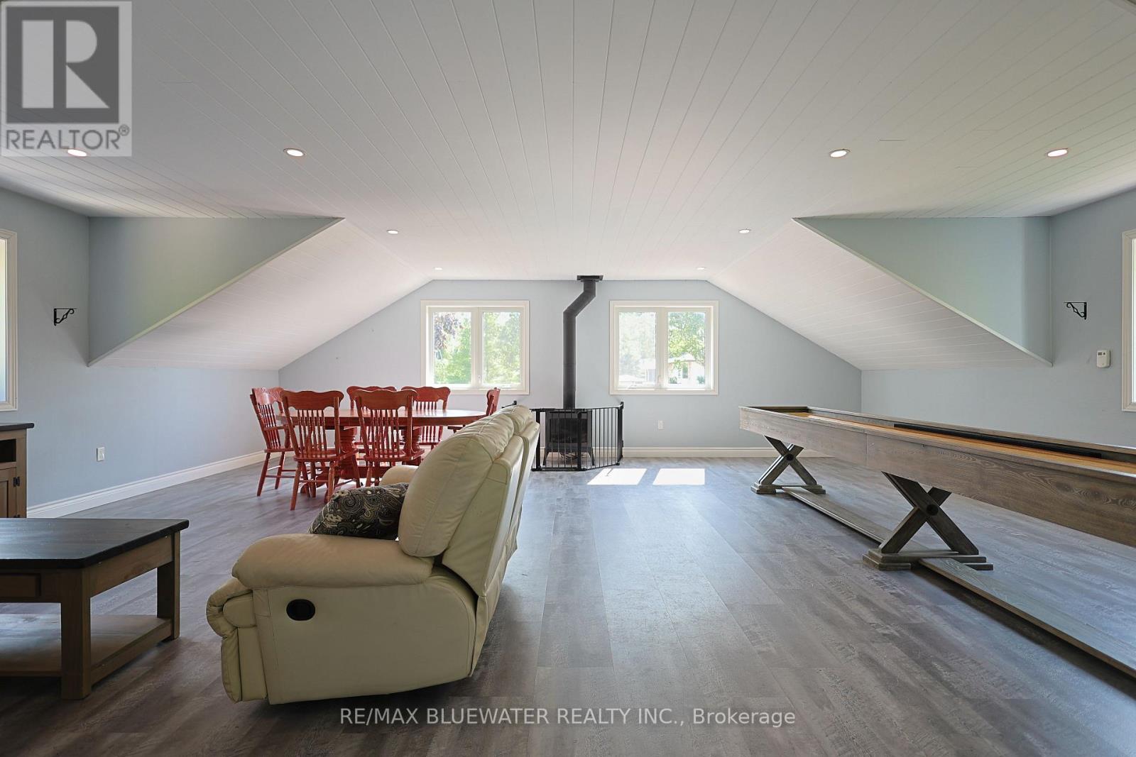 9994 EDWARD STREET - 5