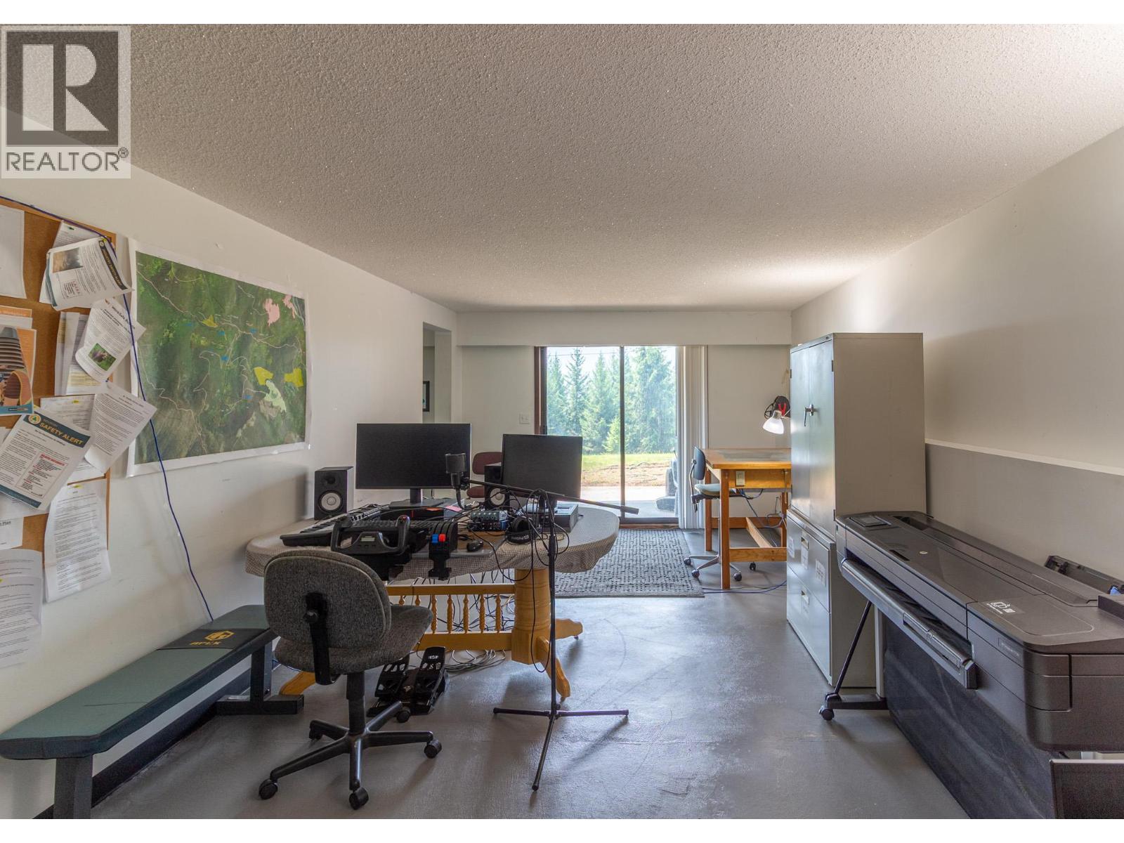 7546 Upper Balfour Road - 29