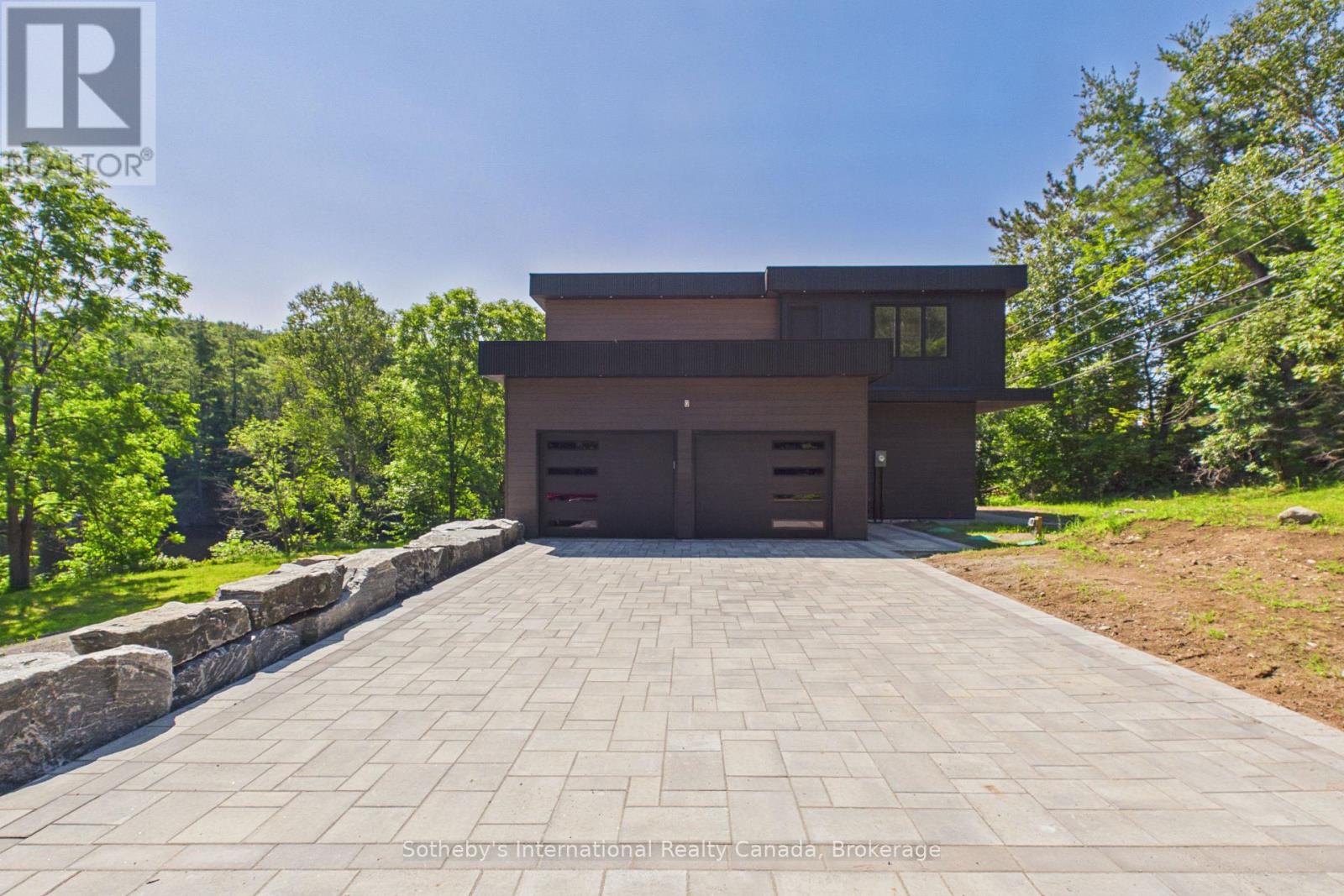 492 BRUNEL ROAD - 1