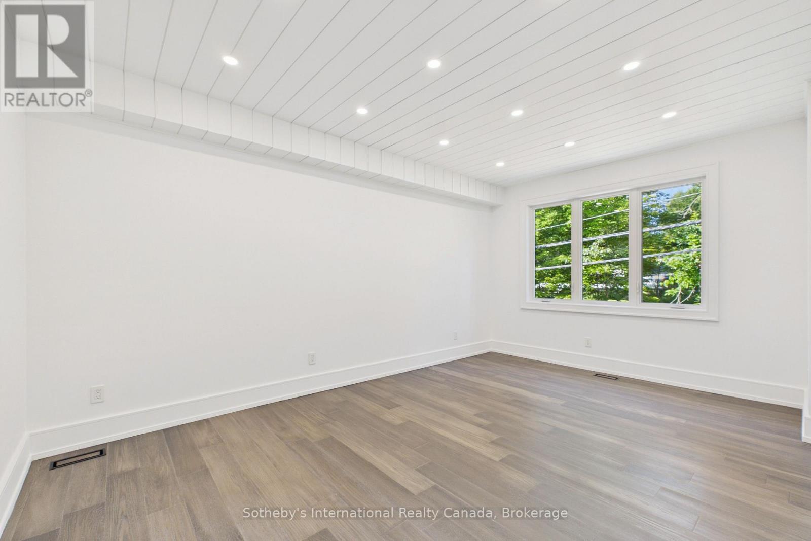 492 BRUNEL ROAD - Image 27