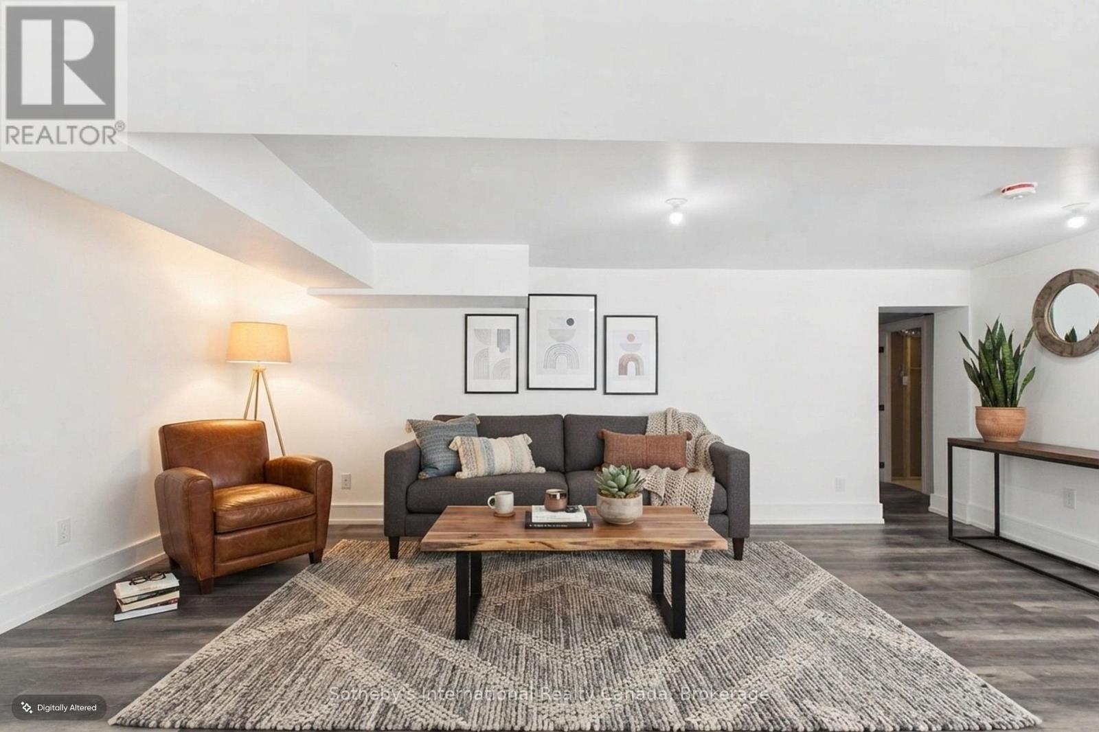 492 BRUNEL ROAD - 32