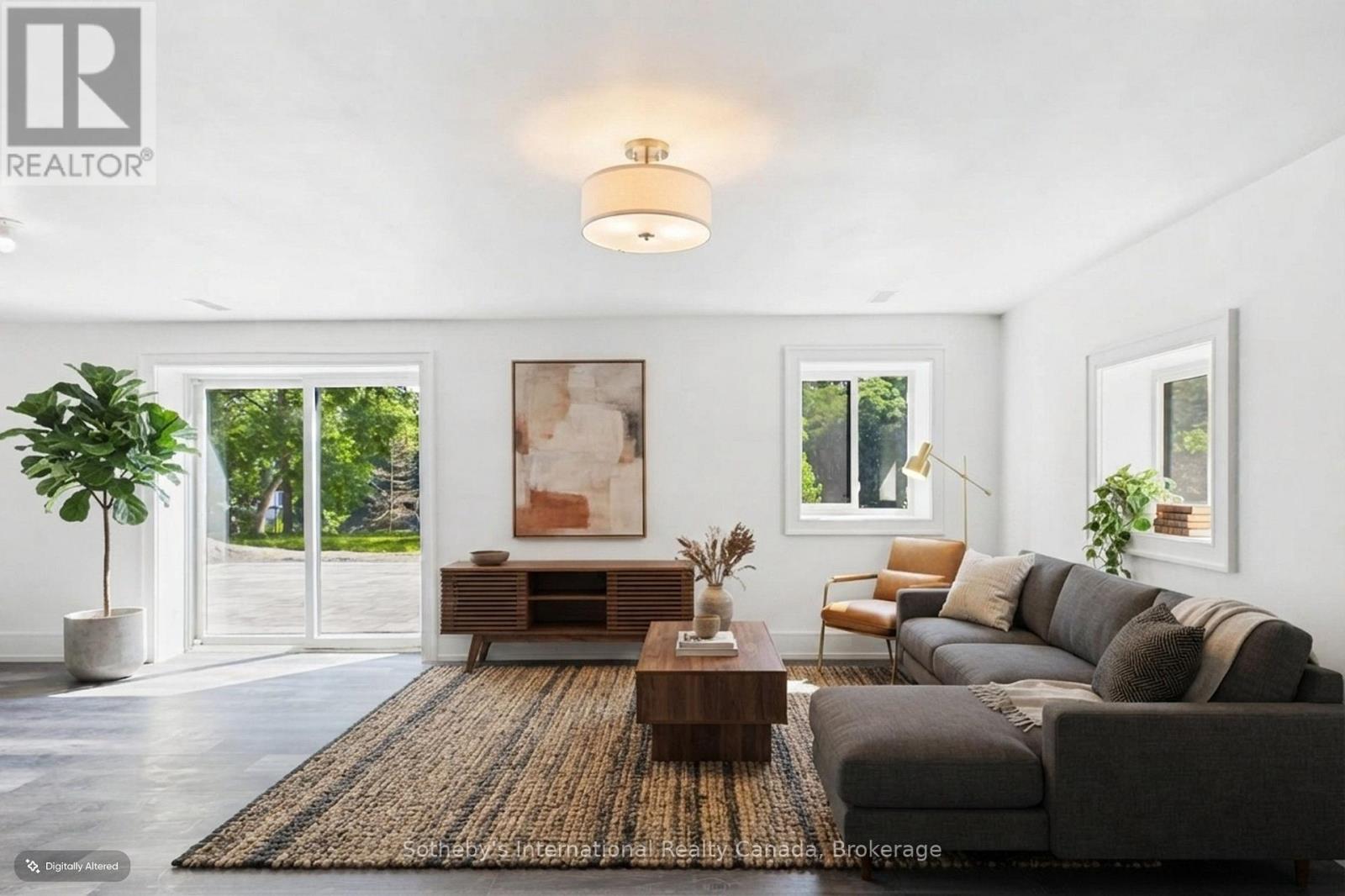 492 BRUNEL ROAD - 33