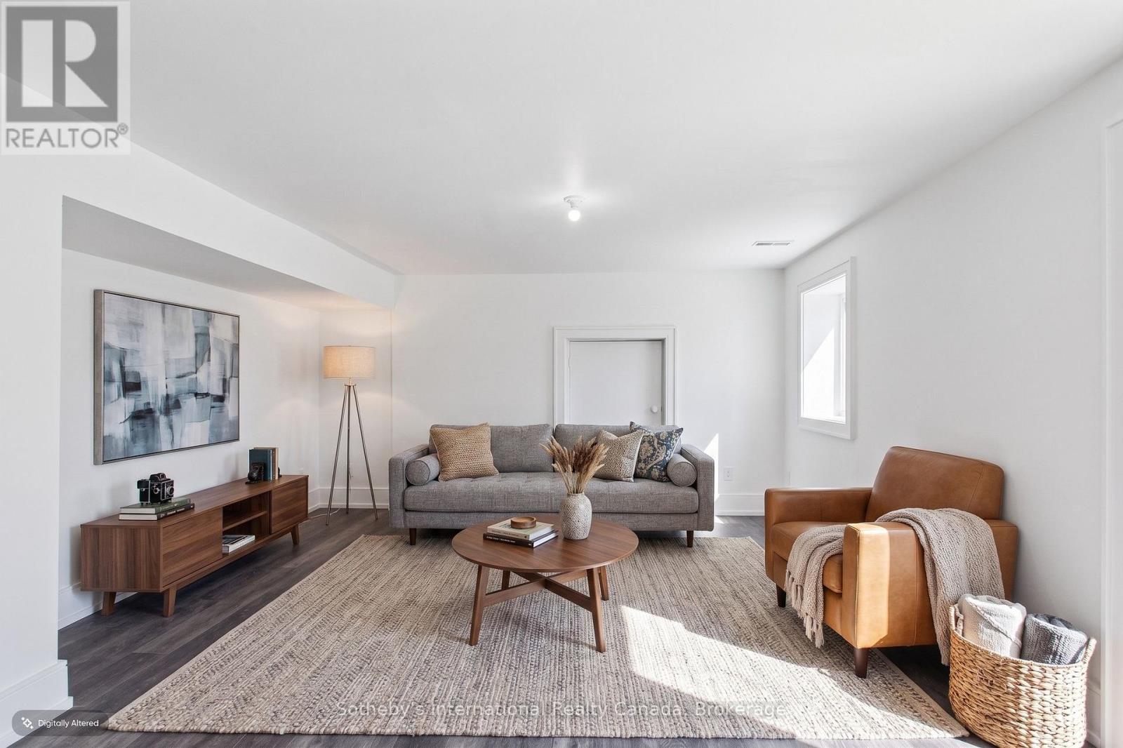 492 BRUNEL ROAD - 35
