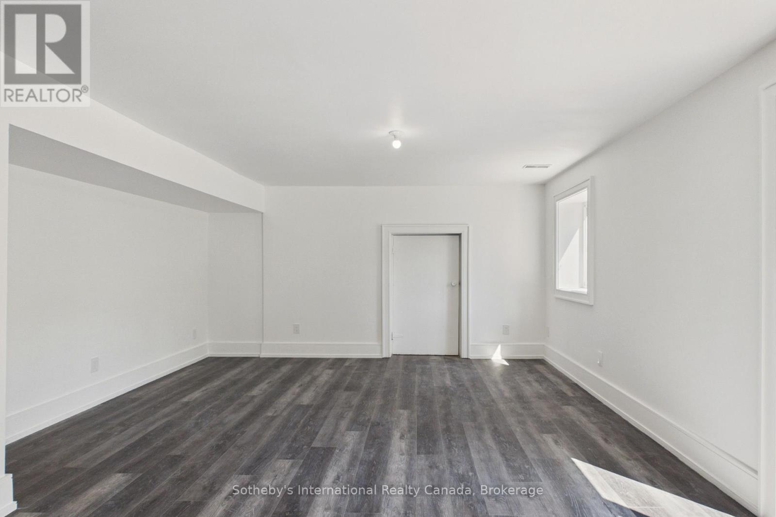 492 BRUNEL ROAD - Image 36