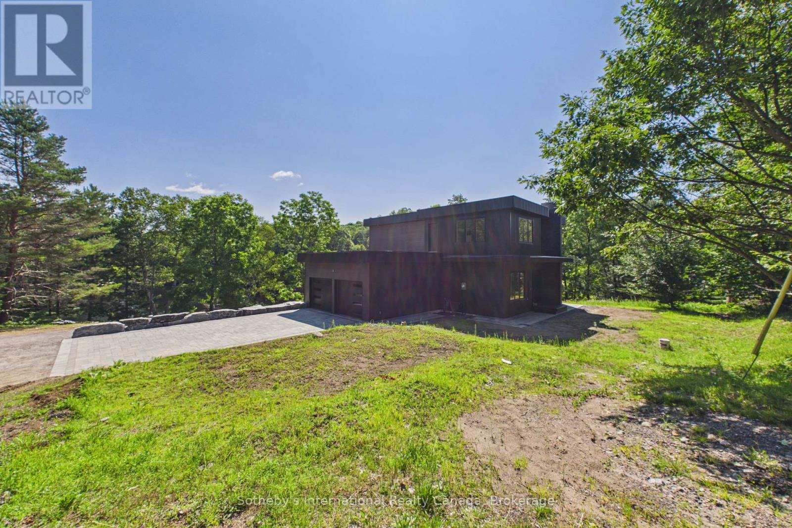 492 BRUNEL ROAD - 41