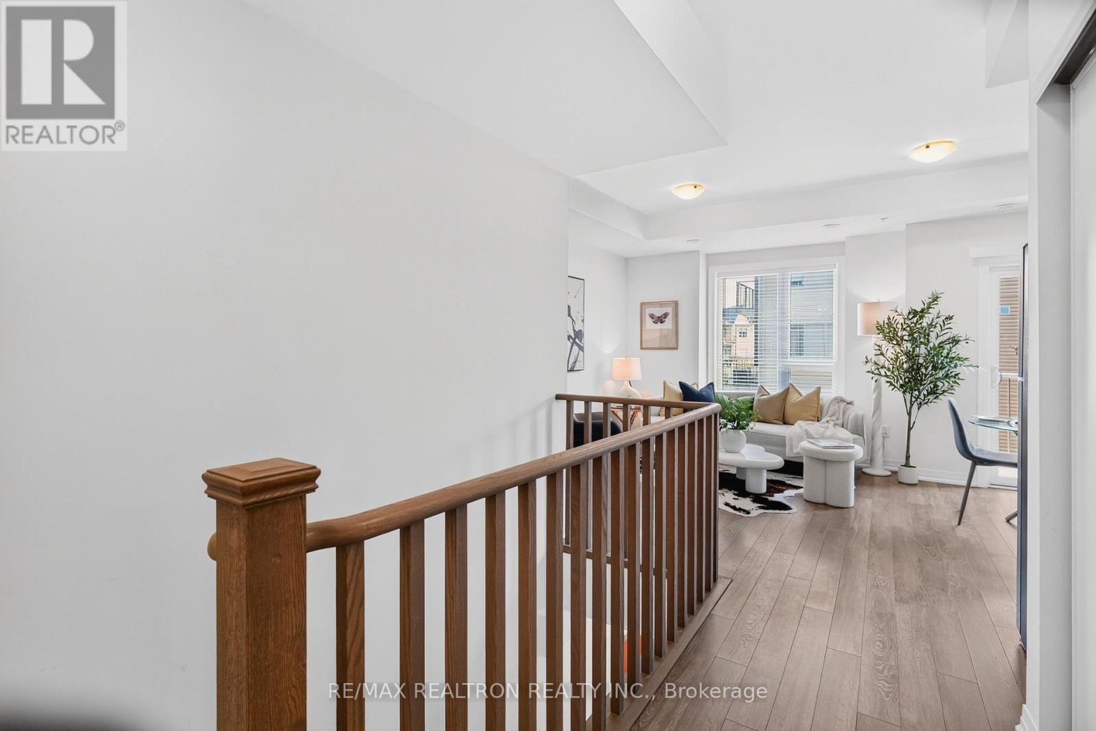 #1010 2635 WILLIAM JACKSON DRIVE - Image 22